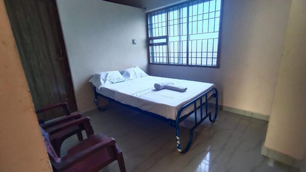 Tiruvannāmalai Thiru Arunai Guest House المظهر الخارجي الصورة